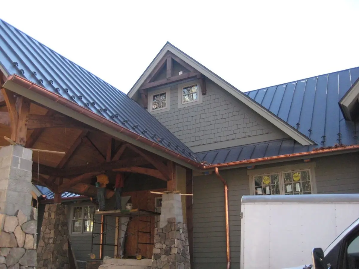Craftsman Roofing team delivering quality roofing work in Nicholson